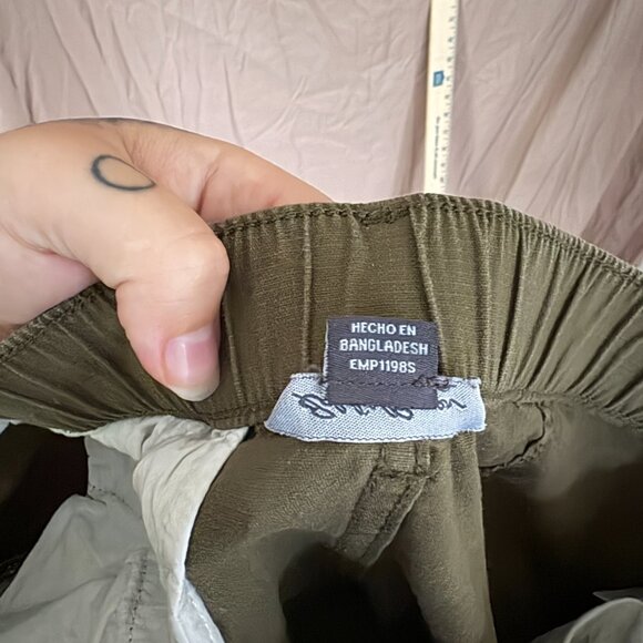 Eddie Bauer Green Chino Pants Size 38x32 Office Professional - Picture 5 of 6